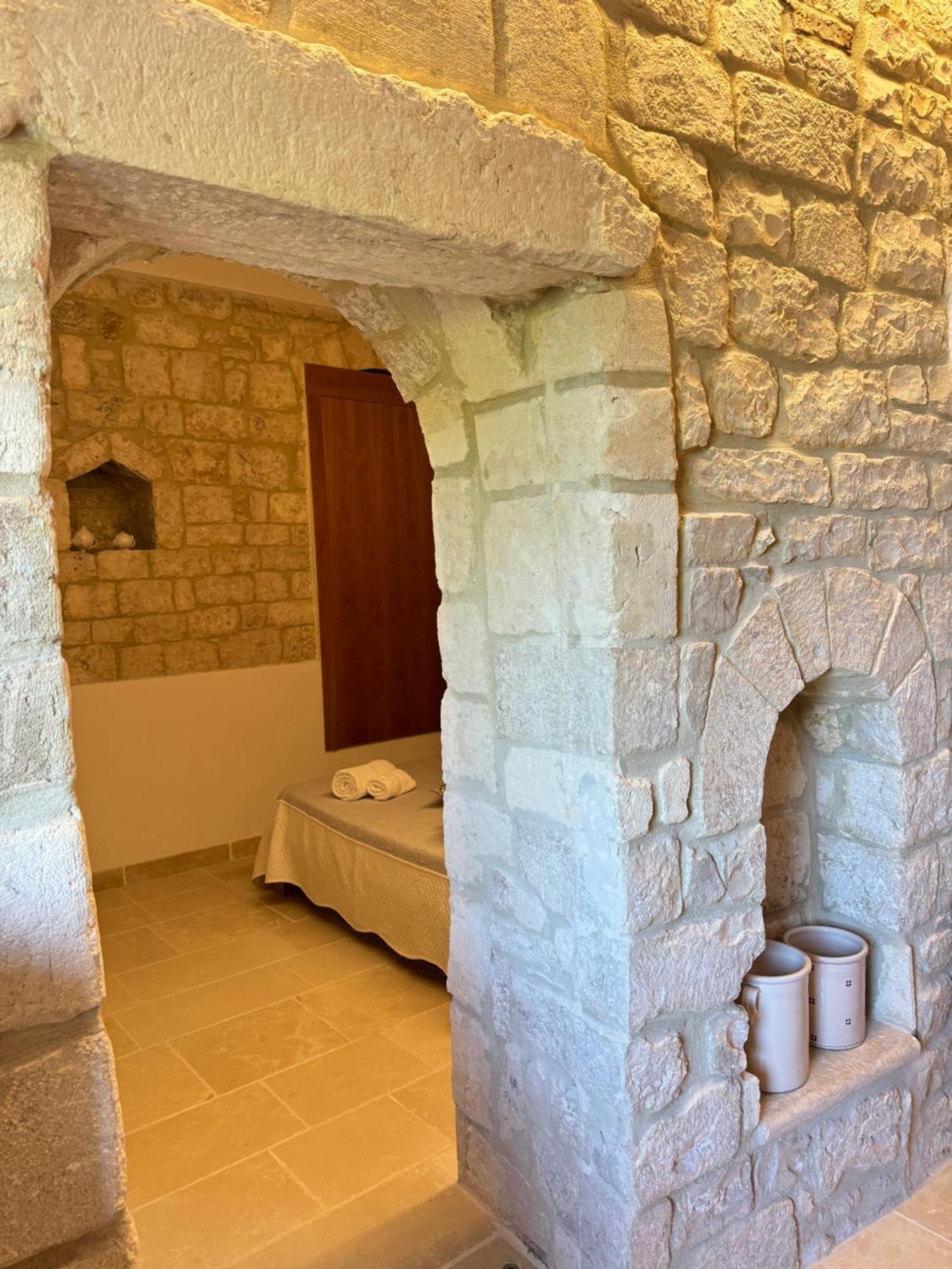 Altemura Suites Бари Экстерьер фото