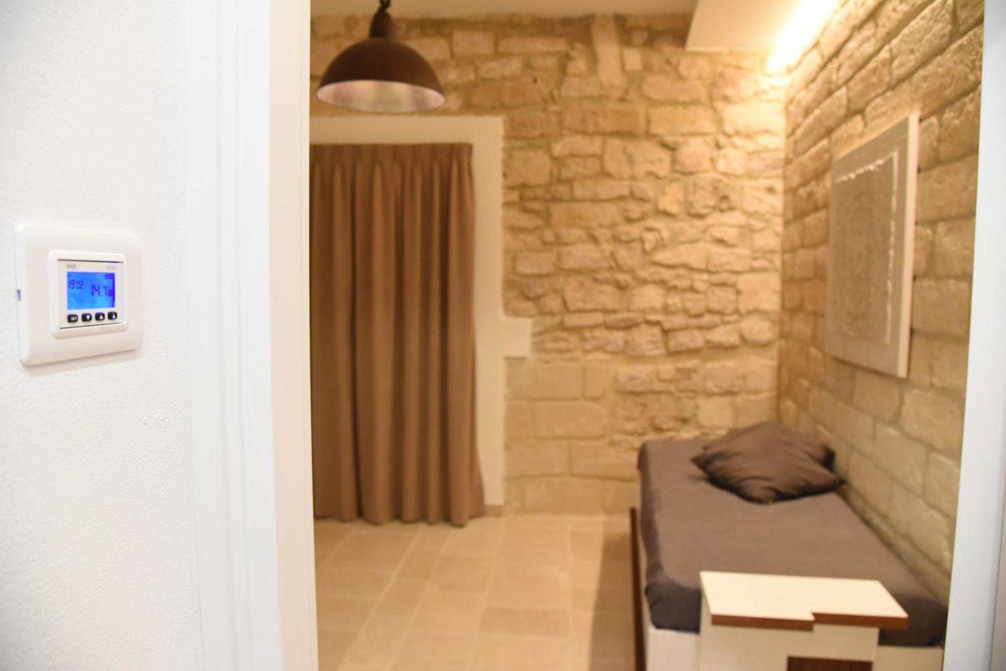 Altemura Suites Бари Экстерьер фото