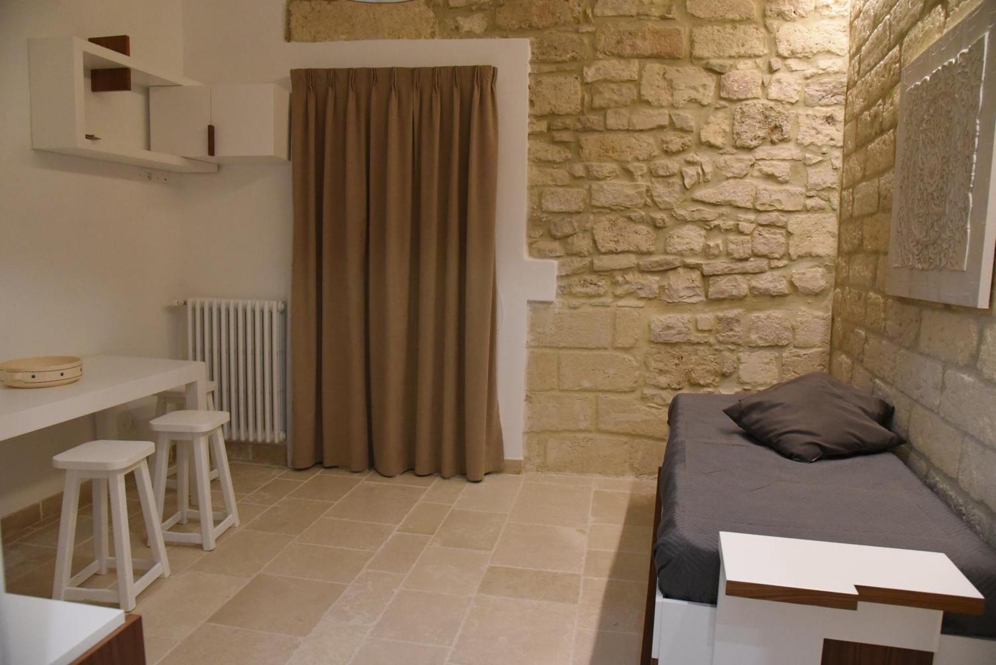 Altemura Suites Бари Экстерьер фото