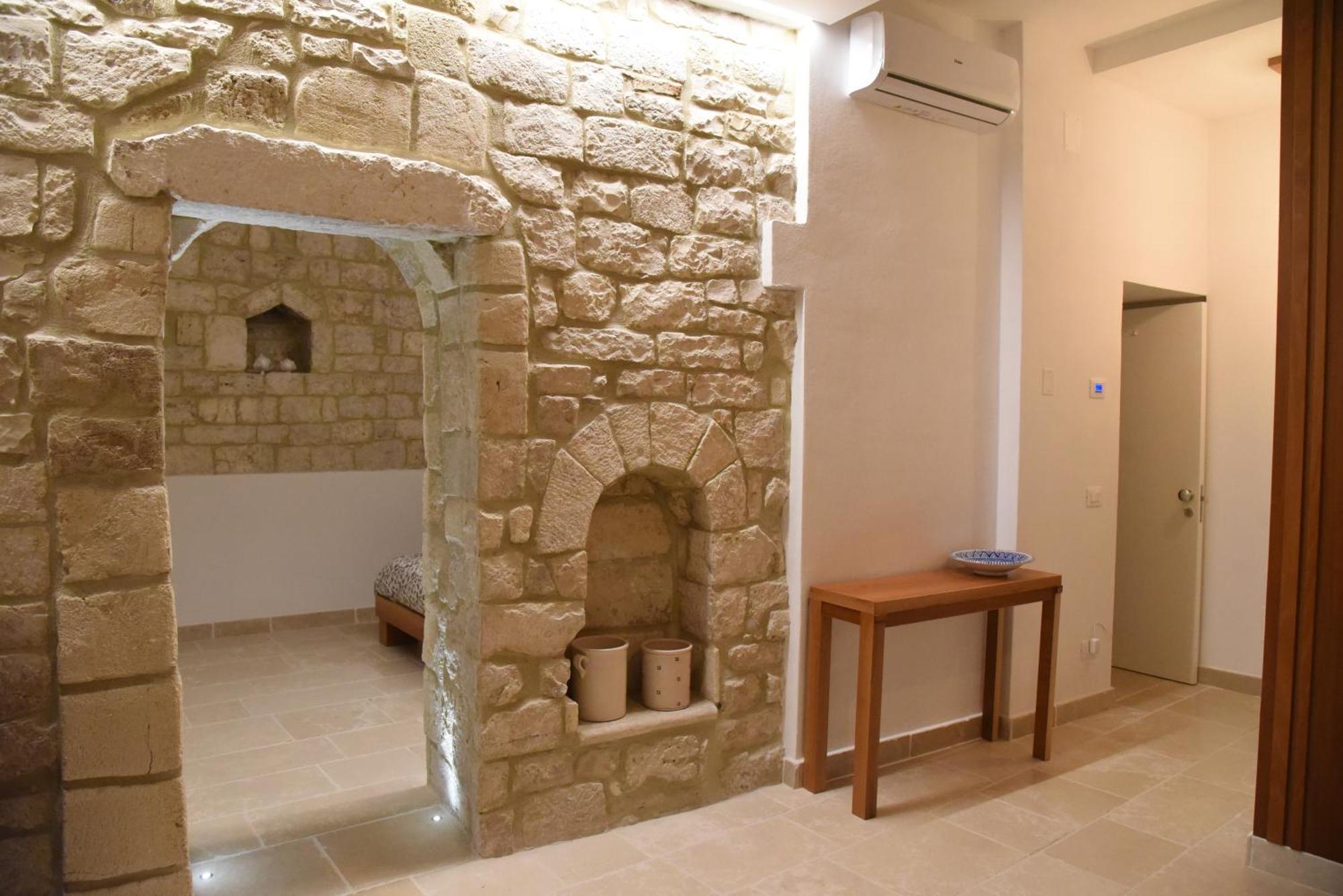 Altemura Suites Бари Экстерьер фото