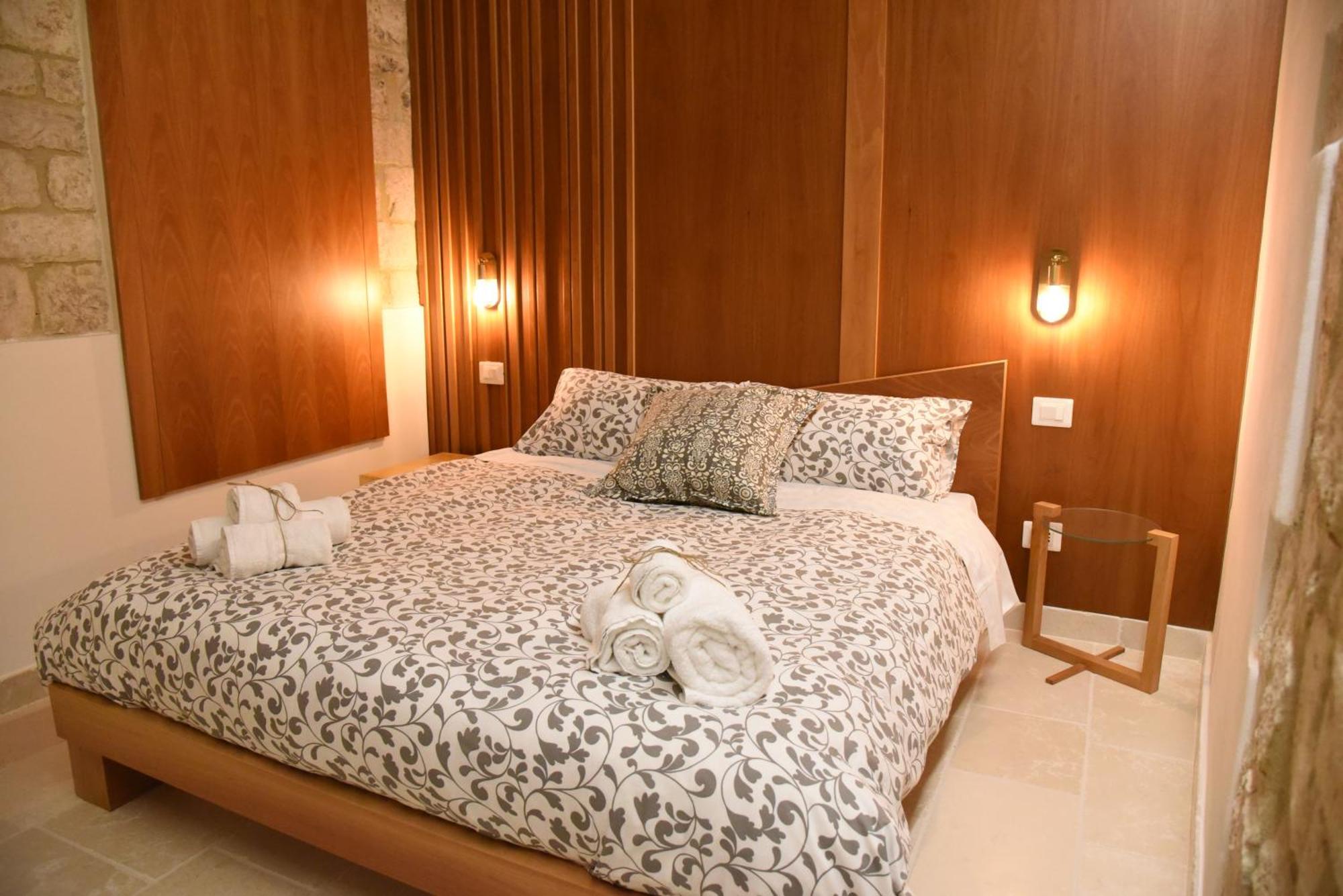 Altemura Suites Бари Экстерьер фото