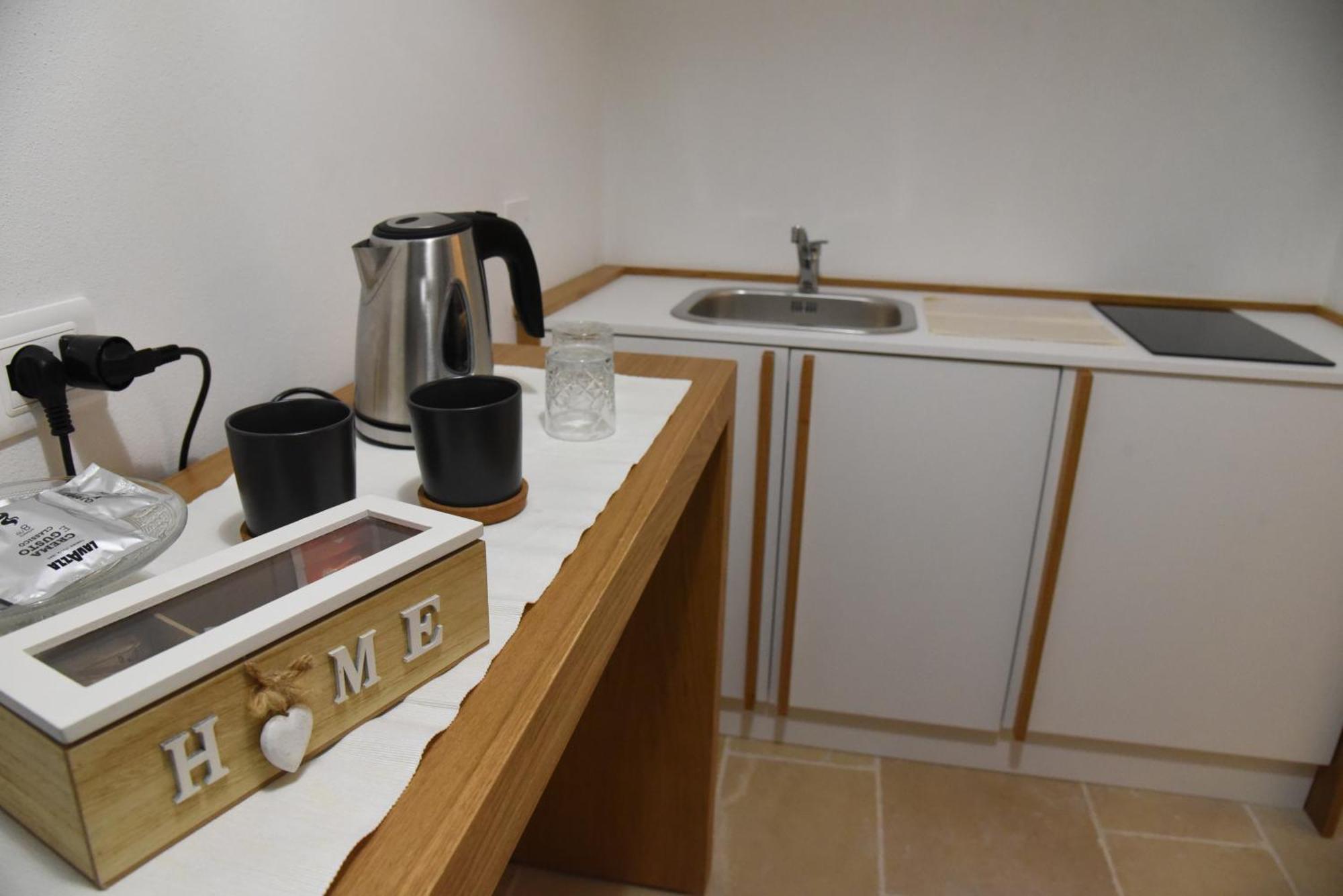 Altemura Suites Бари Экстерьер фото