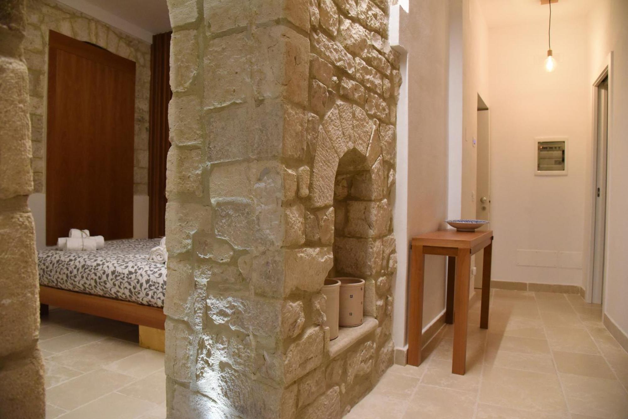 Altemura Suites Бари Экстерьер фото