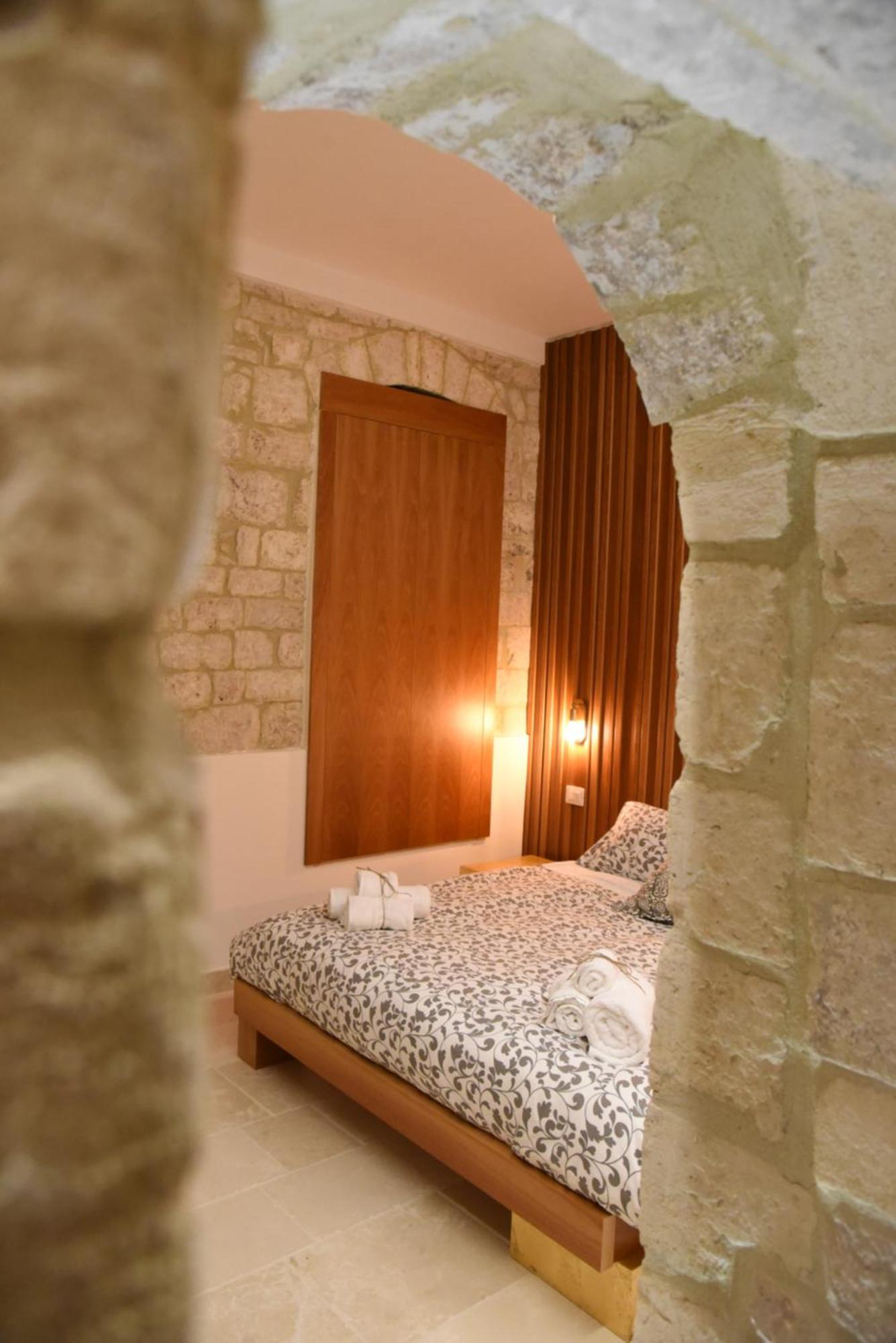 Altemura Suites Бари Экстерьер фото