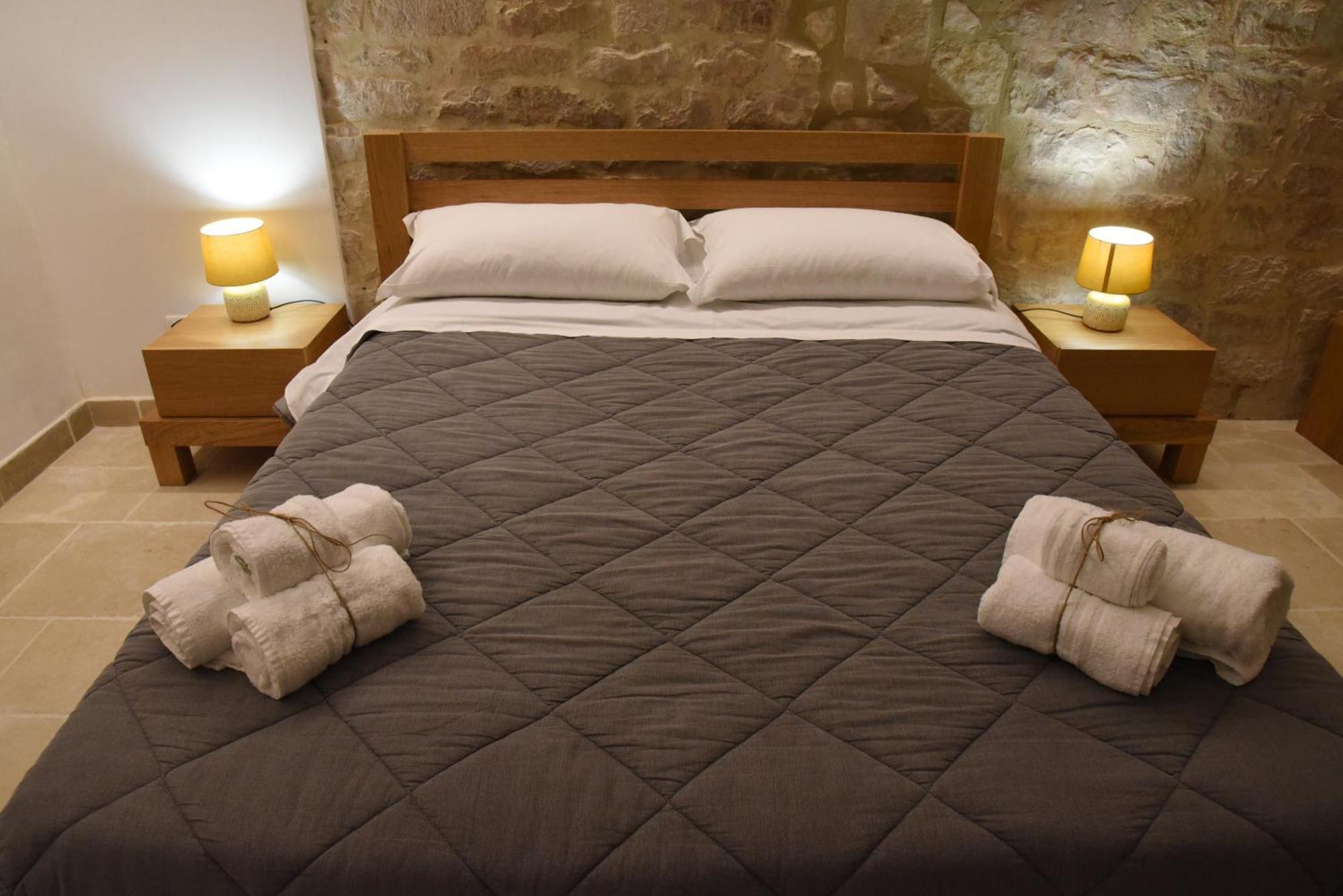 Altemura Suites Бари Экстерьер фото